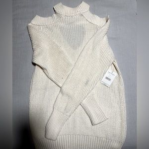 Free people sweater size Large